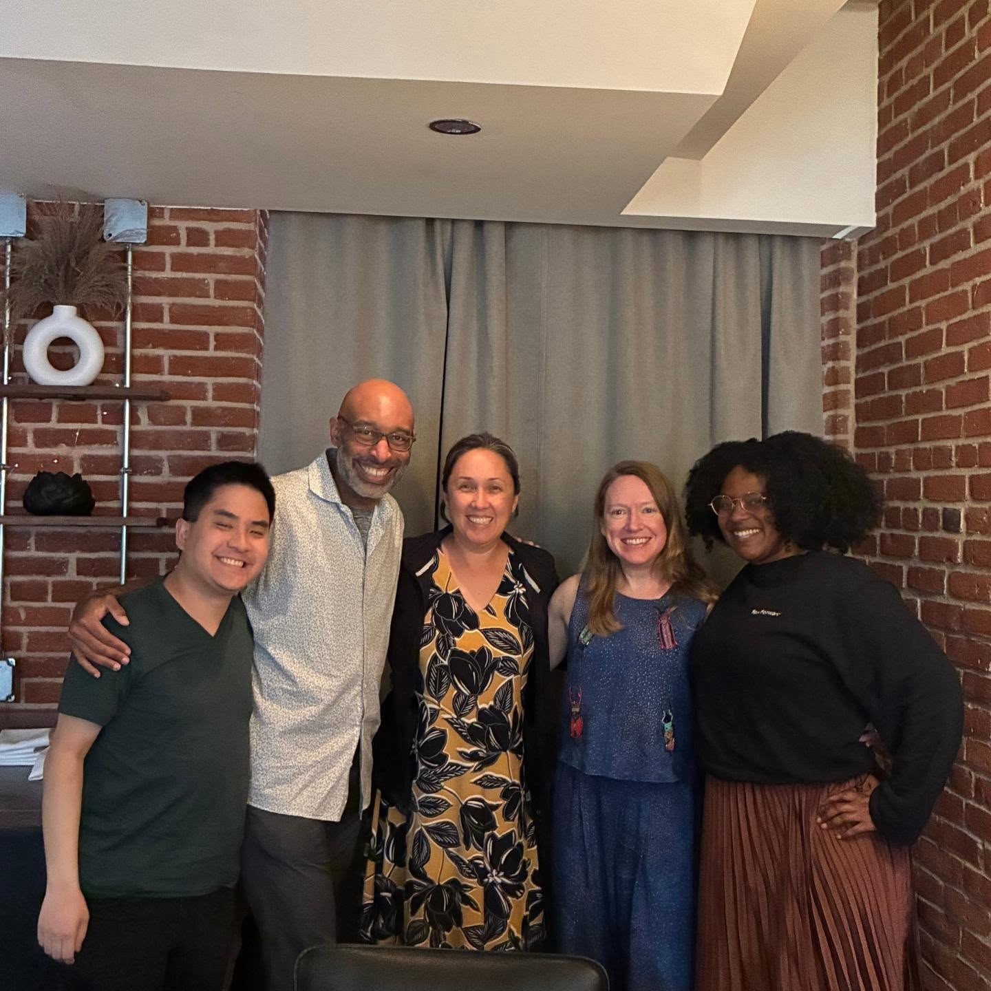 Claneil Foundation Executive Director Mailee Walker joined ELF grantee partners @oscarkirschwang of @collegetogether, Donnell Butler of @joinprelude, Kim Eckel of Footbridge for Families, and Briane Cornish of finEQUITY for an informal dinner gathering in Lancaster, PA. Thank you to Donnell for being a fabulous hometown host.
